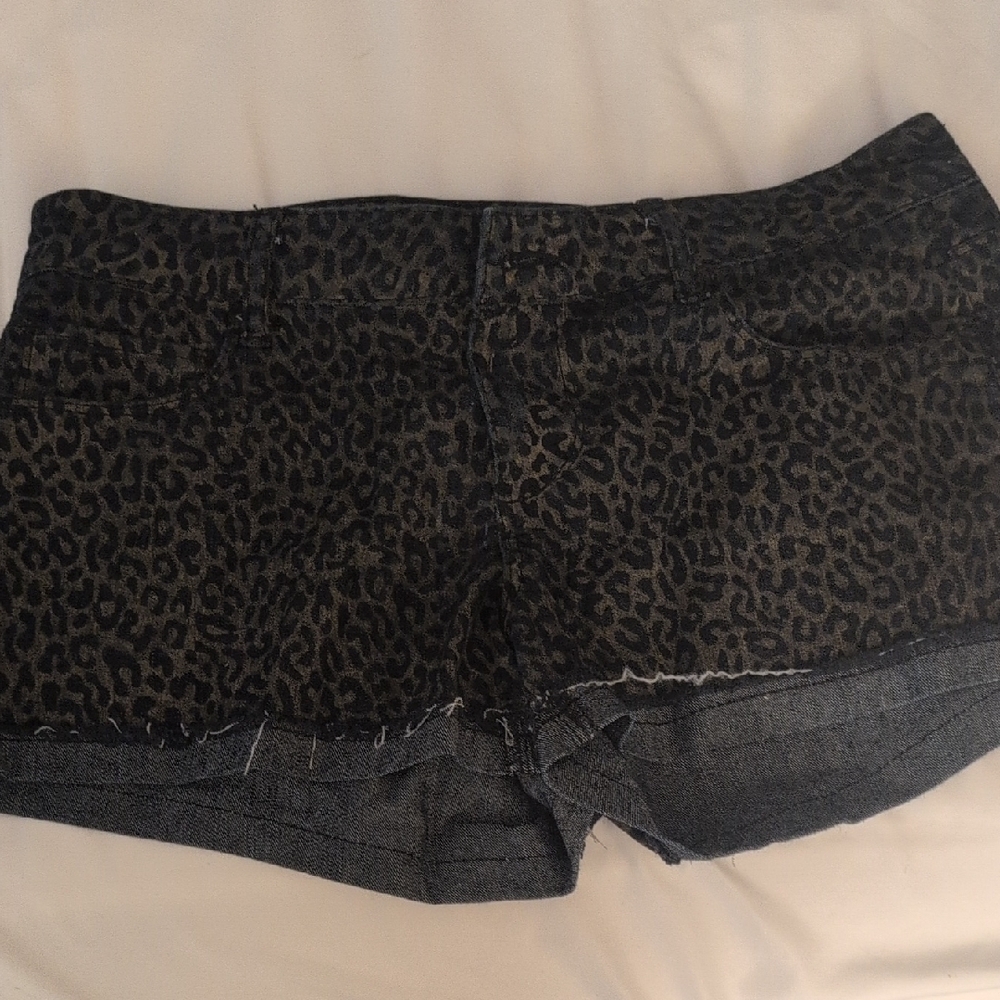 Celebrity Pink Leopard Print Jean Shorts